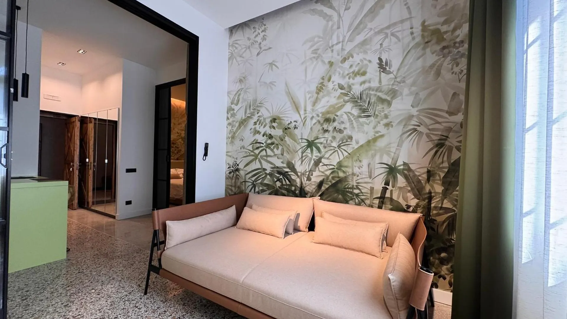 Palazzo Sebeto Aparthotel Naples
