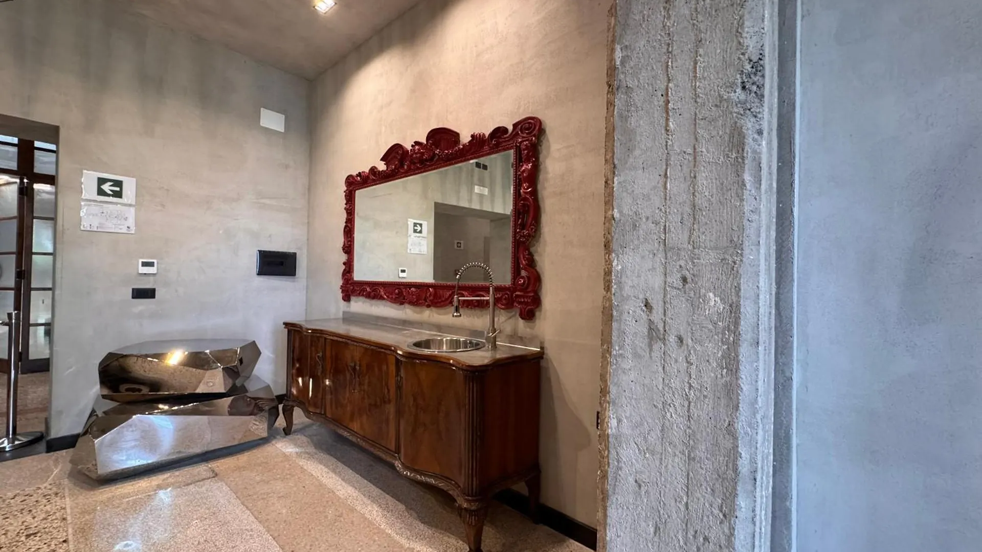 アパートホテル ナポリ Palazzo Sebetoアパートホテル