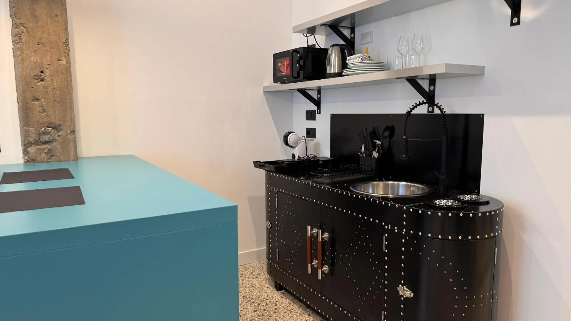 Palazzo Sebeto Aparthotel Naples