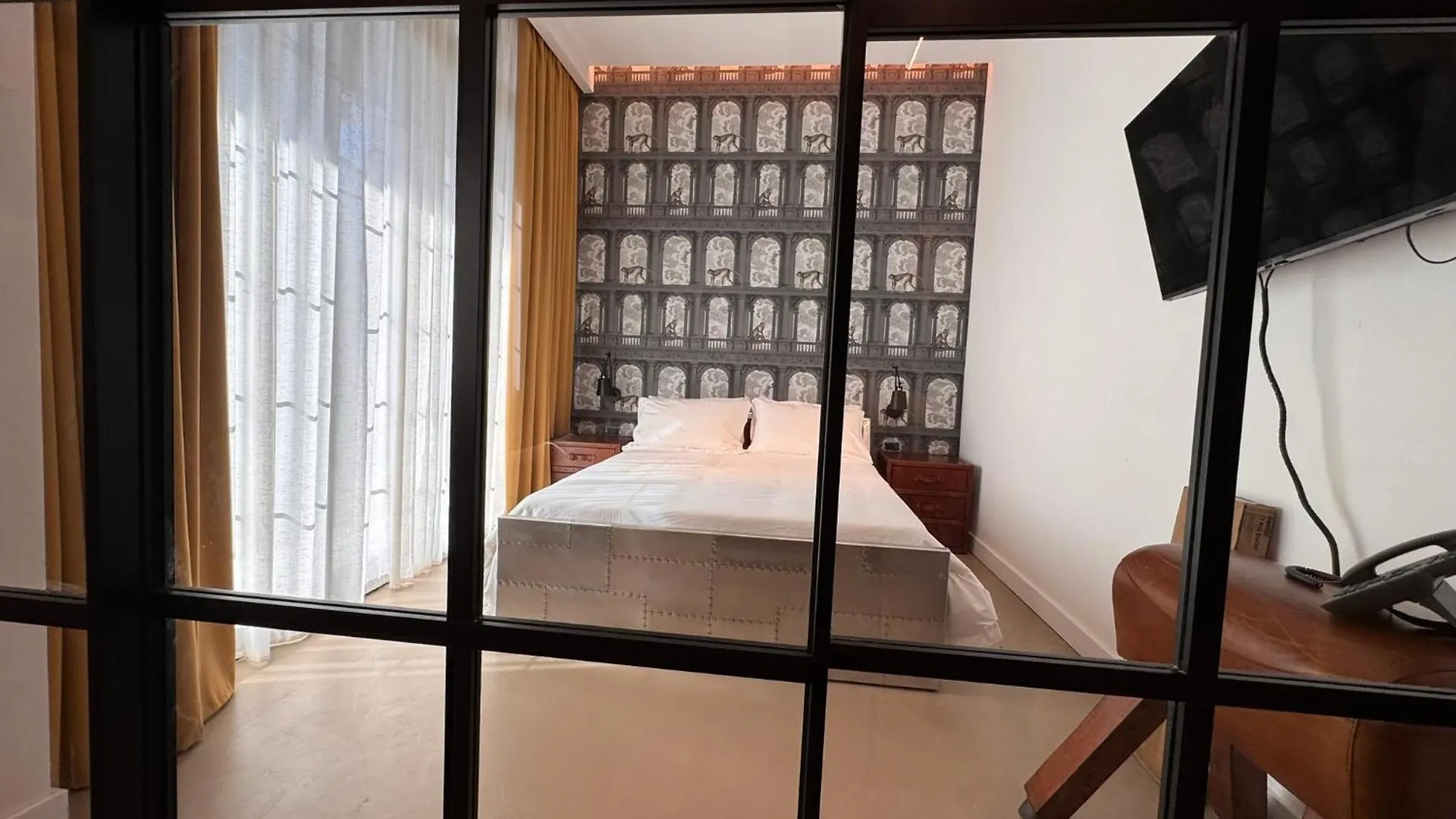 Palazzo Sebeto Aparthotel Naples Italy