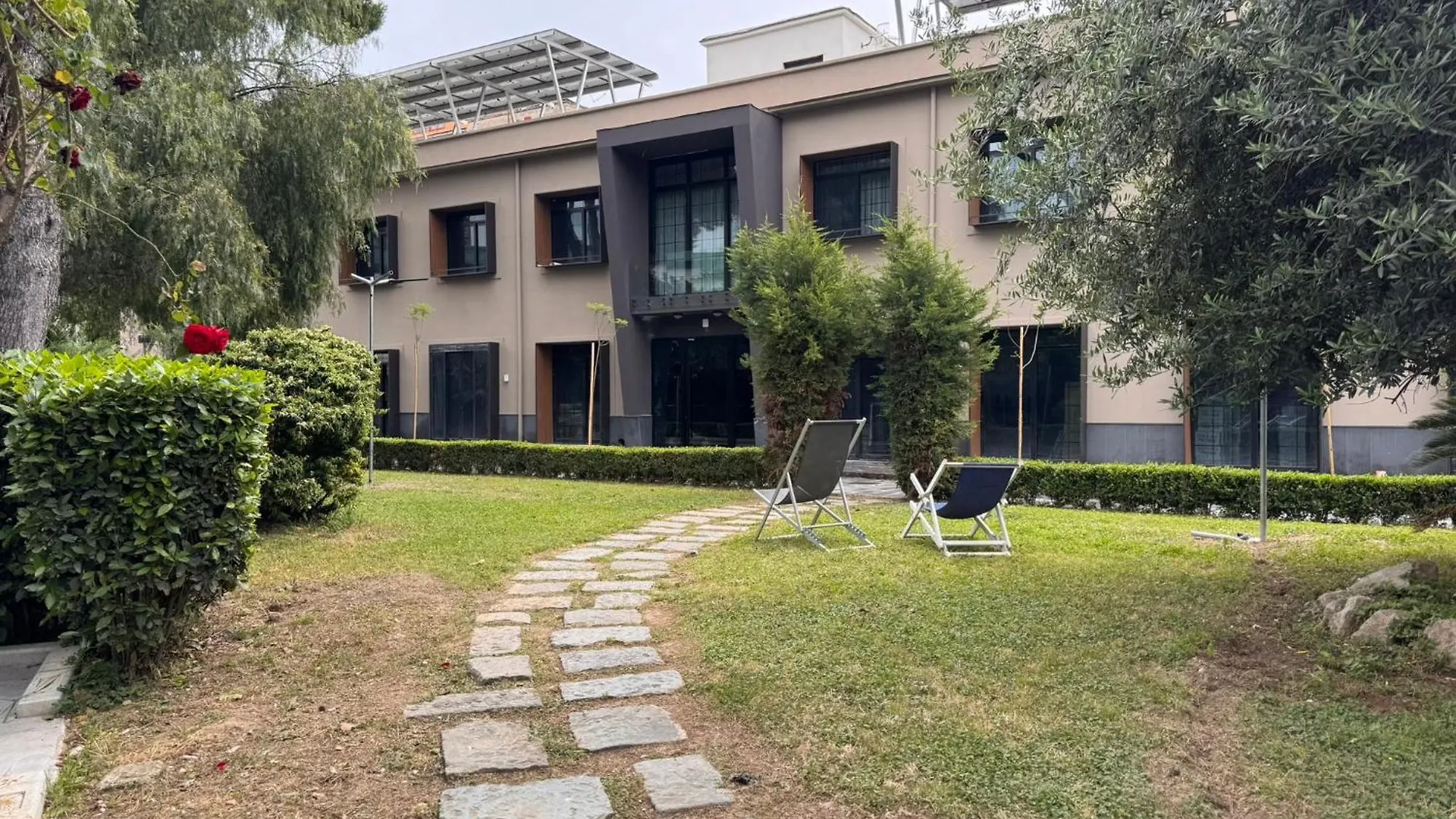 Palazzo Sebeto Aparthotel Neapel