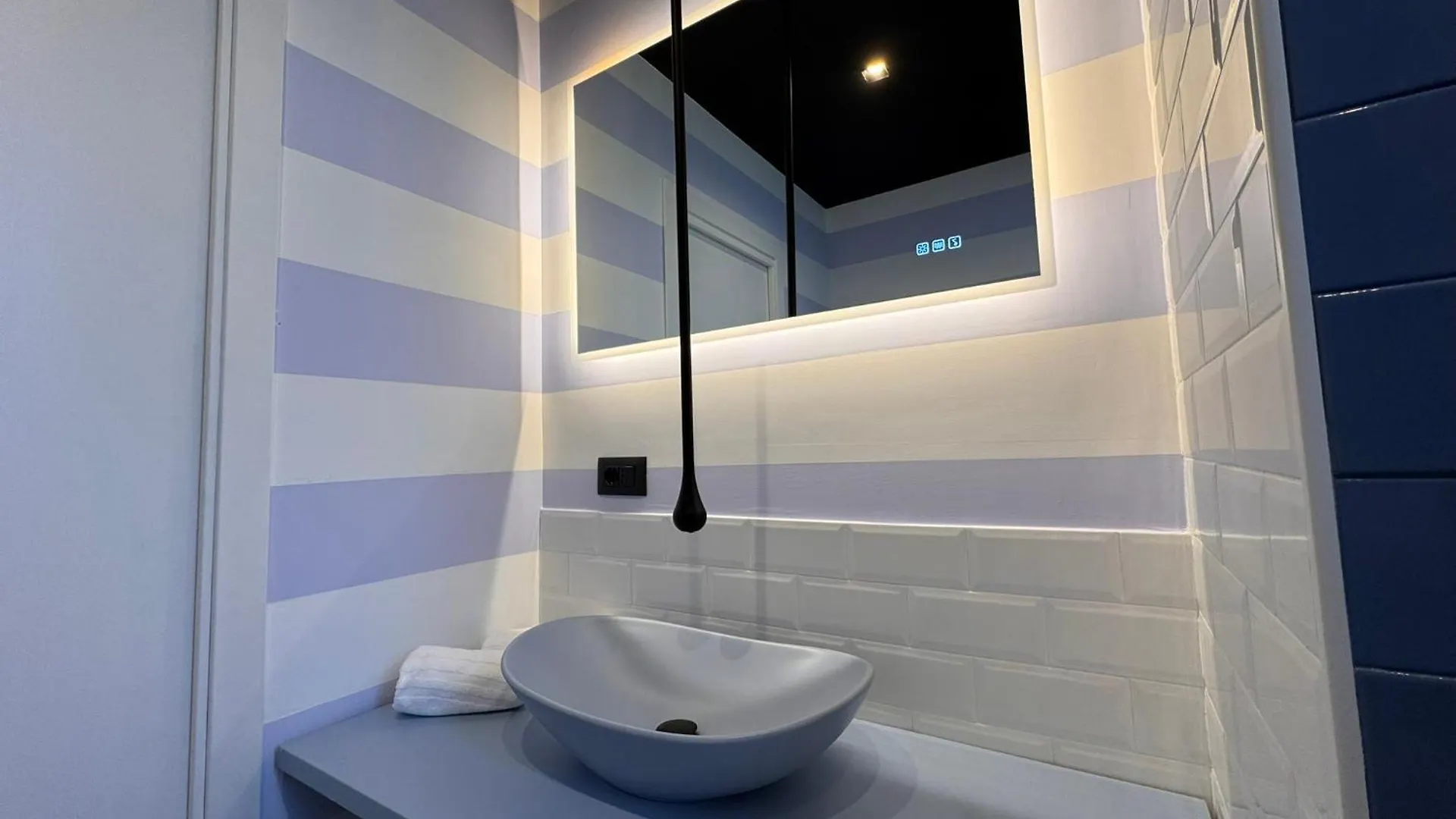Palazzo Sebeto Aparthotel Naples Italy